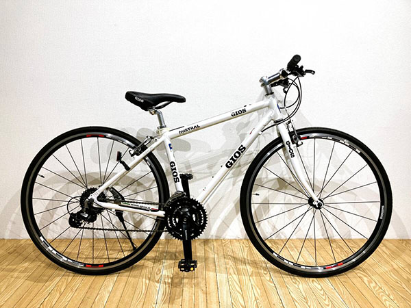 ジオス（GIOS） MISTRAL ミストラル クロスバイク SHIMANO ALTUS ホワイト サイズ43 700×28C
