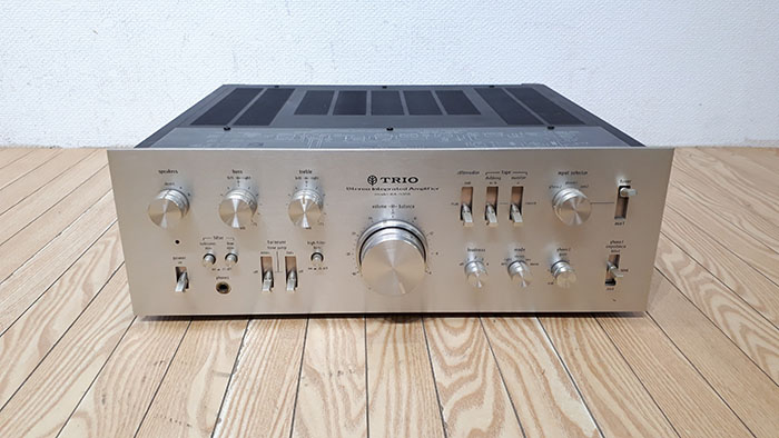 現状品 TRIO KA-7300D 転がす プリメインアンプ
